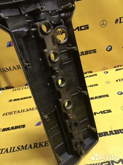 Крышка клапанная головки блока цилиндров Mercedes