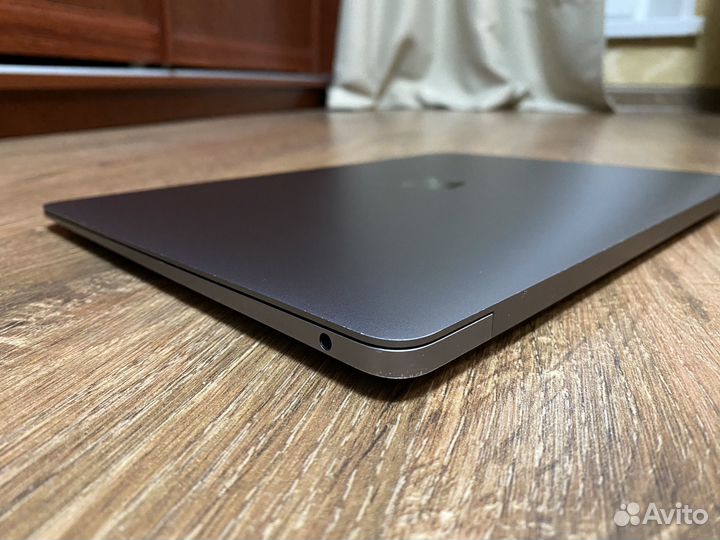 Apple Macbook Air 13(A2179) 2020 год