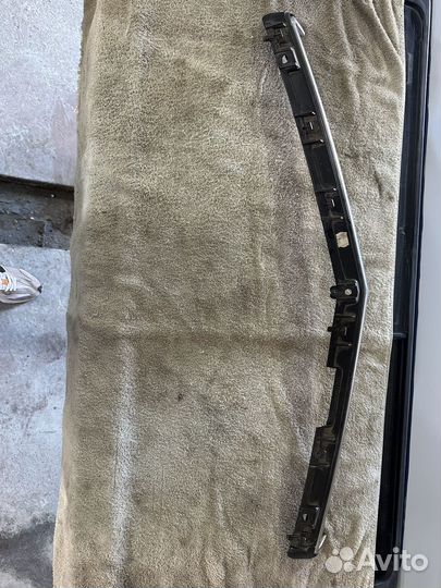 Хром на капот мерседес w207