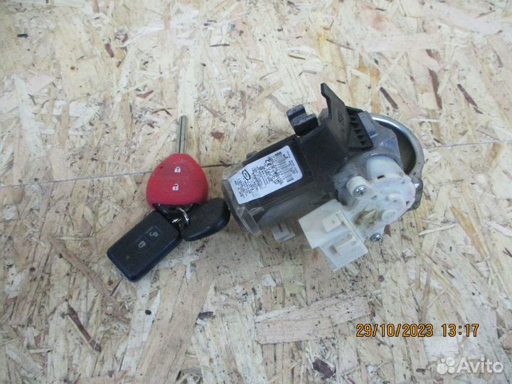 Замок зажигания Тойота Королла 150