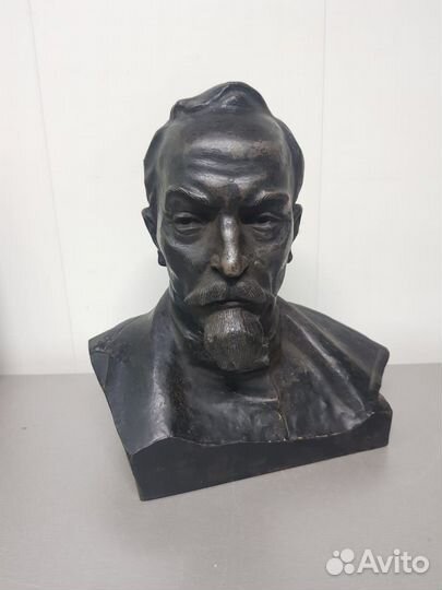 Бюст Дзержинского Касли 1988 год