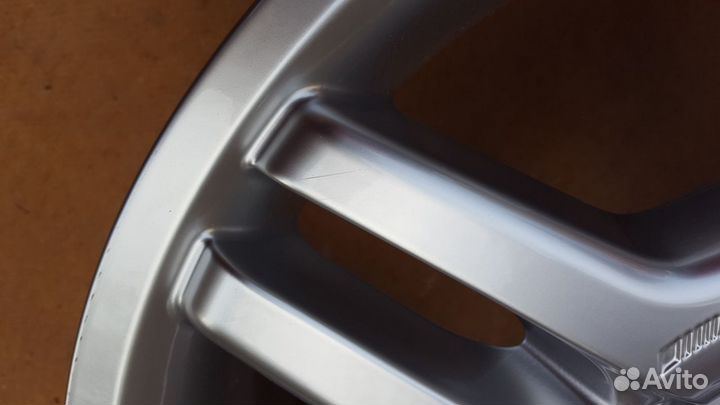 Оригинальный диск R18 AMG Mercedes W220