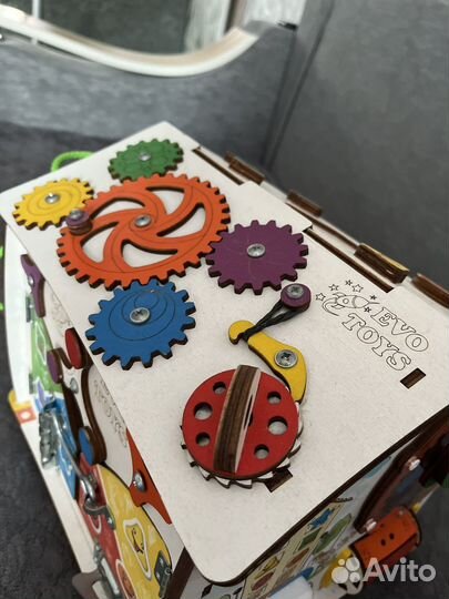 Бизиборд домик большой