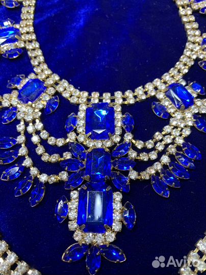 Колье ожерелье