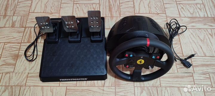 Продам thrustmaster t300