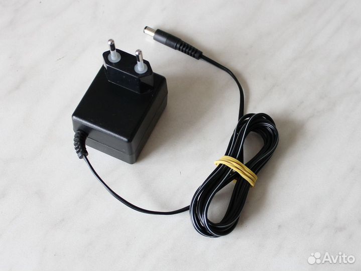 Блок питания (9V)