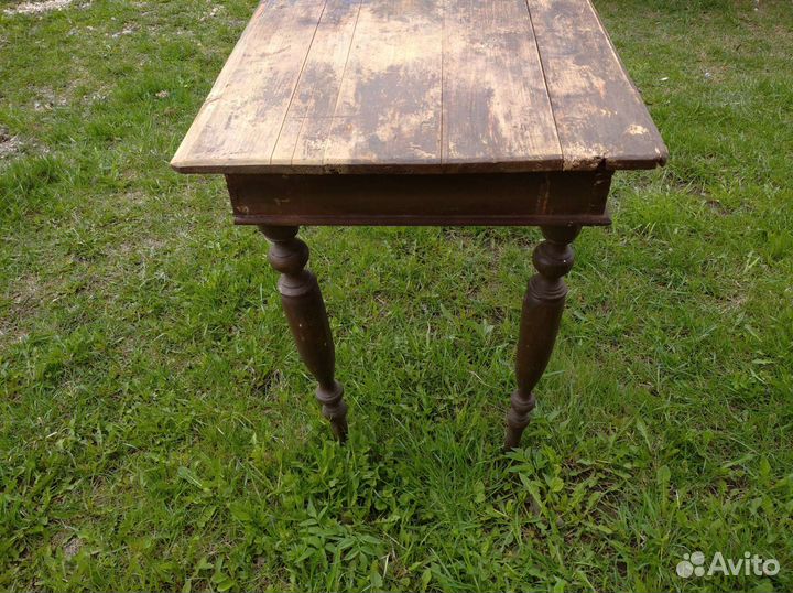 Продам старинный стол