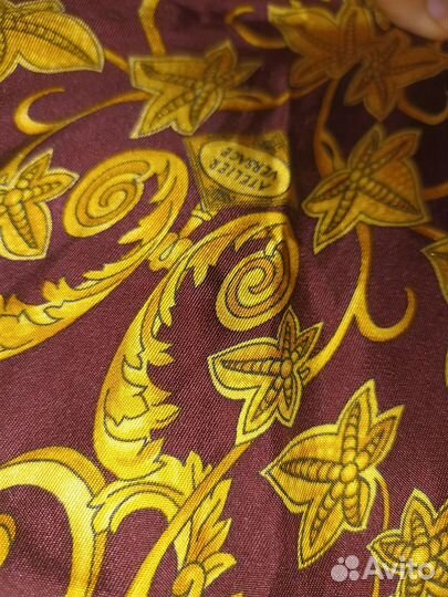 Продам платок Версаче оригинал