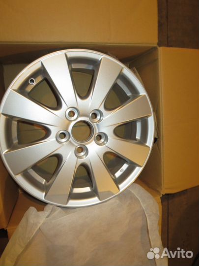 Новый диск литой R16 Toyota Camry