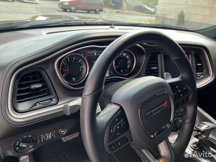 Dodge Challenger 3.6 AT, 2022, 5 000 км