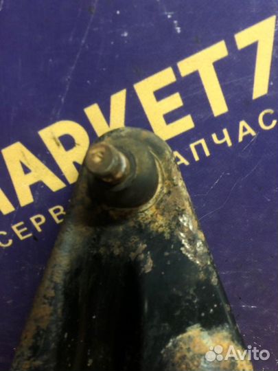 Рычаг передний нижний передний правый Renault