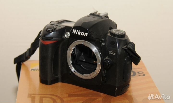 Nikon D70s Body