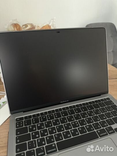 Матовая пленка на MacBook Air/Pro 13