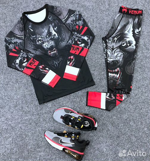 Рашгард Venum