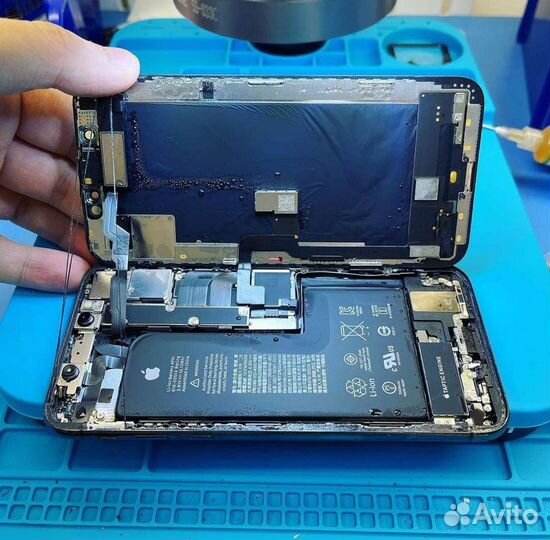 Ремонт телефонов iPhone, Xiaomi, Honor, Huawei