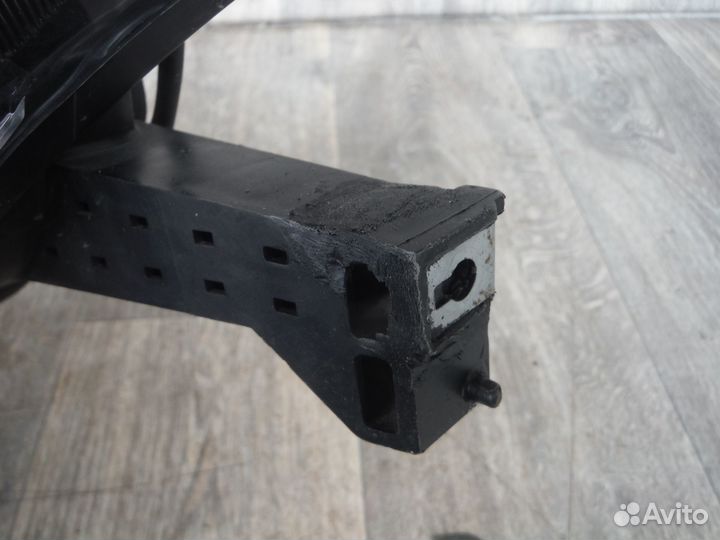 Фара левая №16 Toyota Land Cruiser Prado 150 2016