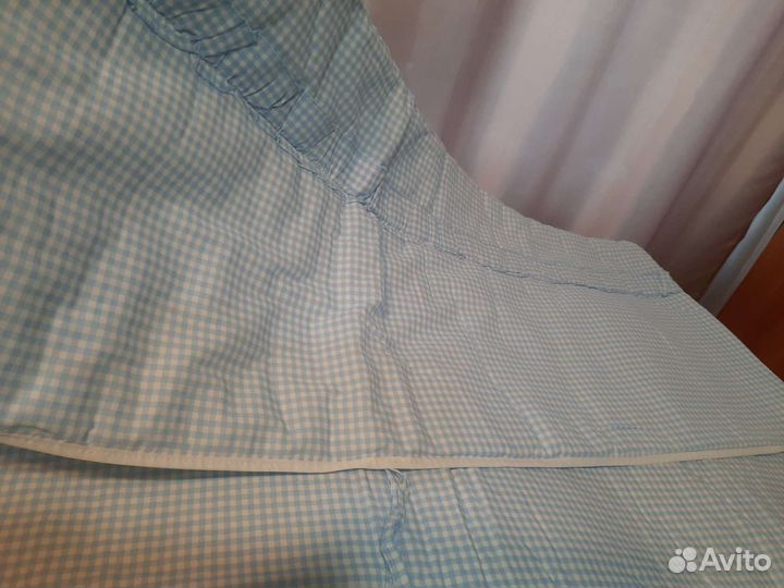 Комплект в детскую кроватку бортики новый