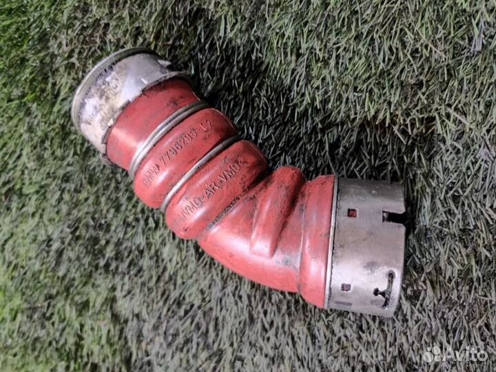 Воздуховод наддувочного воздуха Bmw 335D E90 M57N2