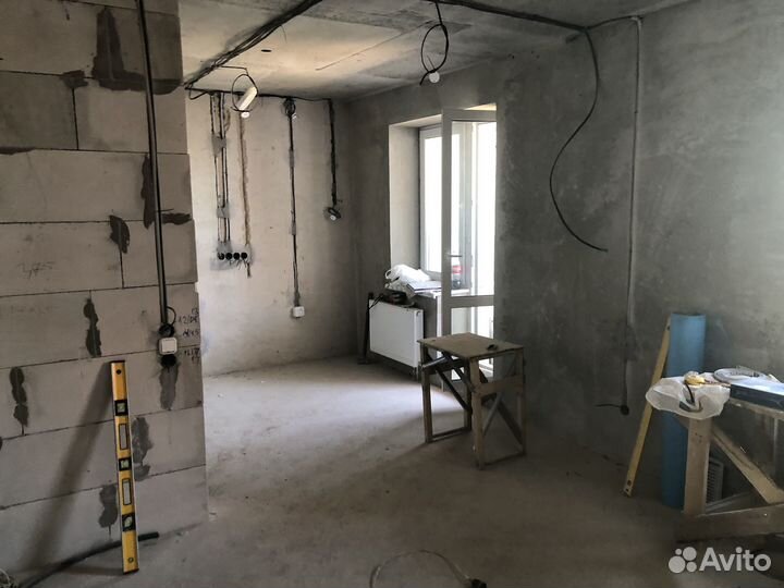 Услуги электрика, укладка ламината