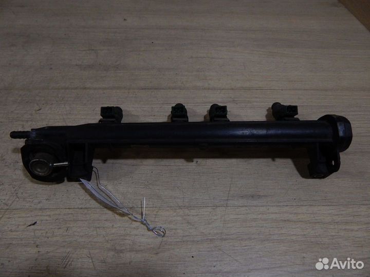 Форсунки топливные Vw Golf 4 1,6 AKL