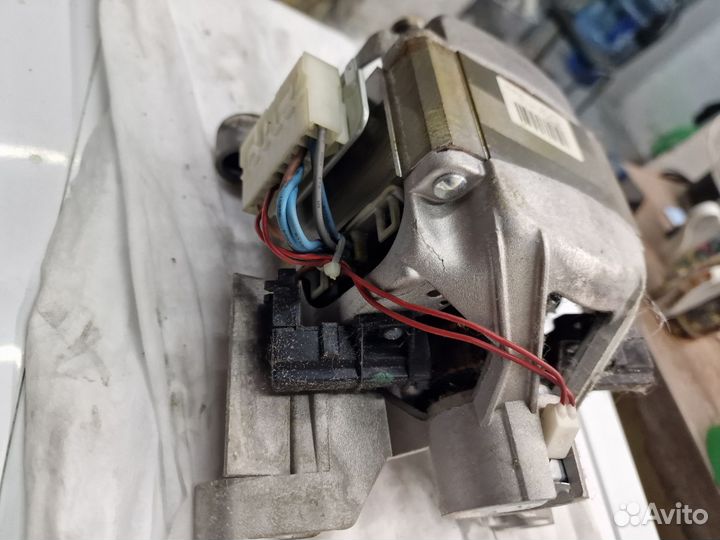 Двигататель стиральной машины lg