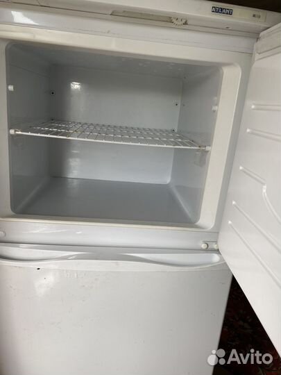 Холодильник атлант бу