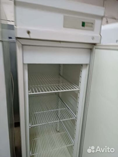 Холодильный шкаф Polair