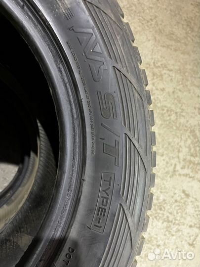 Yokohama AVS S/T type-1 V801 285/55 R18 113V