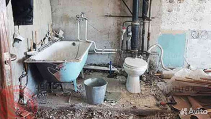 Демонтаж стен, зданий, домов