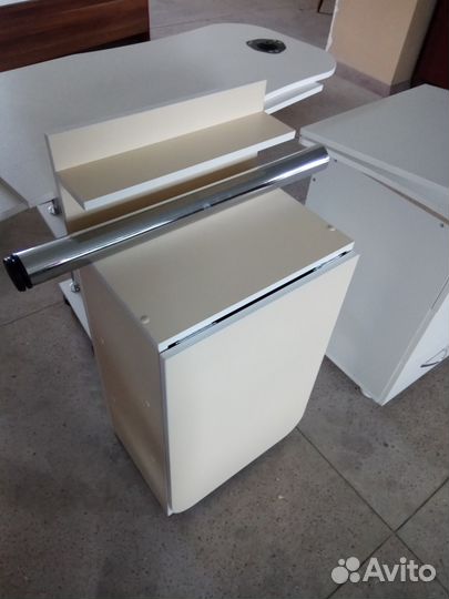 Стол маникюрный Mini. Раскладной