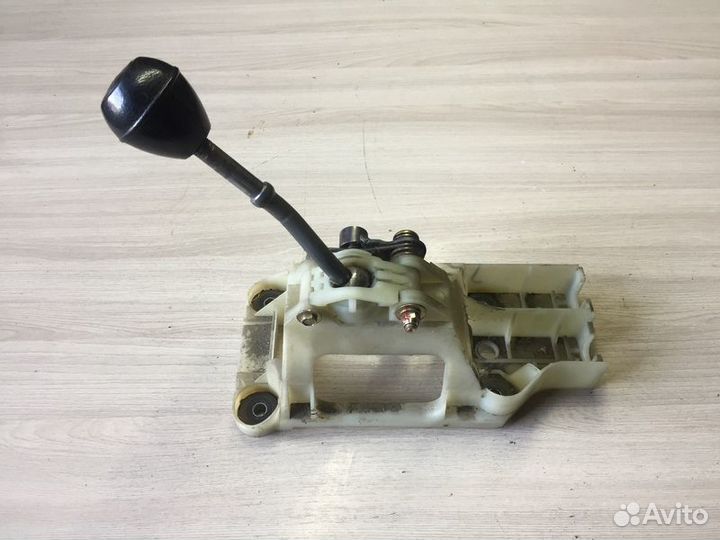 Кулиса МКПП Mitsubishi Colt CJ с1995-2003г CJ1A