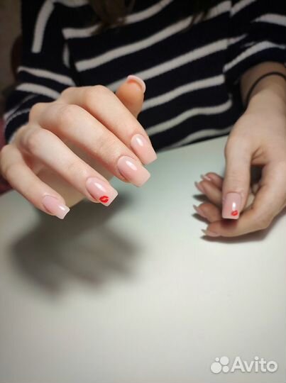 Мастер маникюра