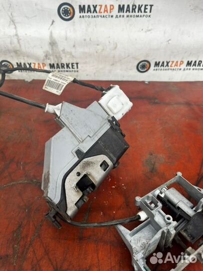 Замок двери задн. лев. Peugeot 308 1.6 EP6 2009