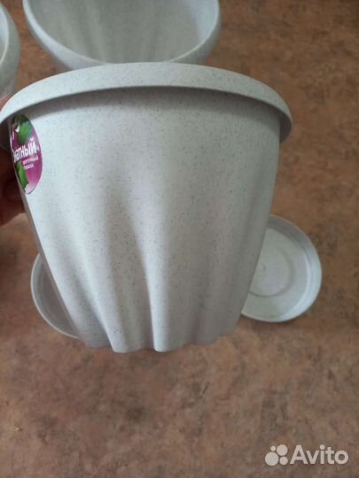 Кашпо(цветочные горшки) 2л (новые)