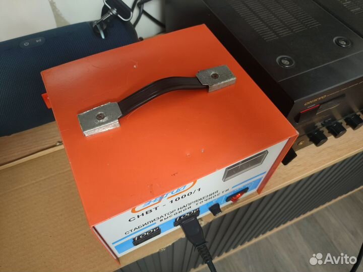 Понижающий трансформатор220 100в стабилизированный