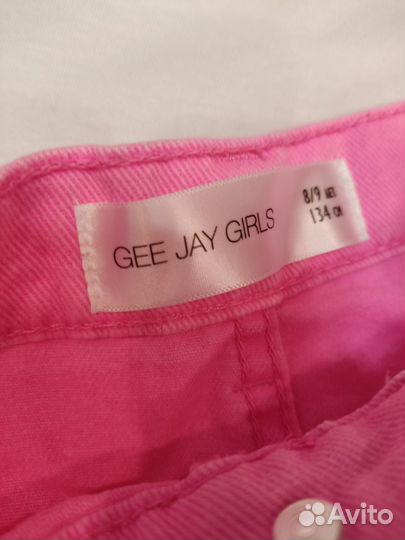 Вещи девочки 134