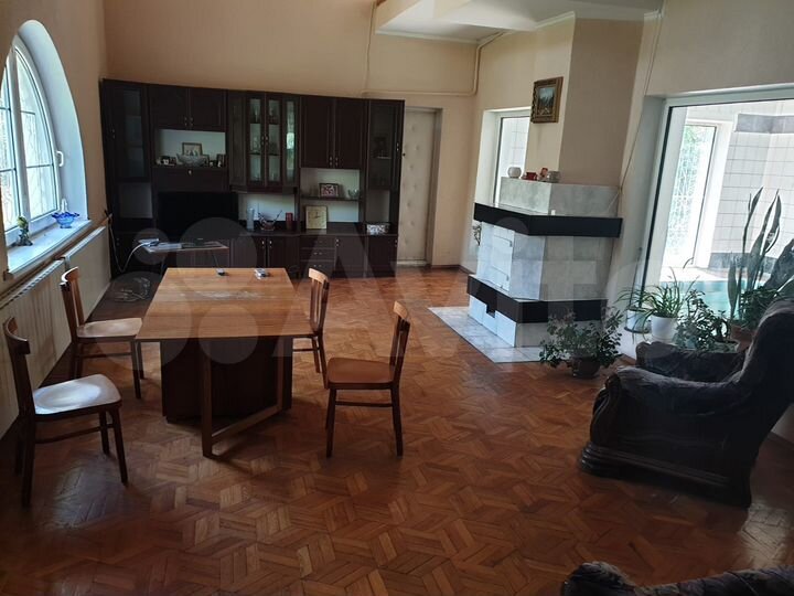 Комната 25 м², 3/3 эт.