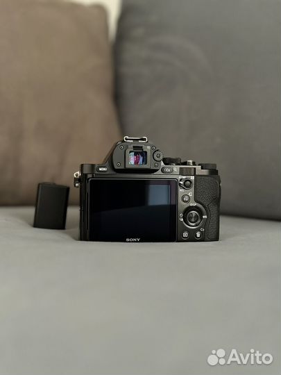 Sony Alpha a7 Body / 8.633 кадров