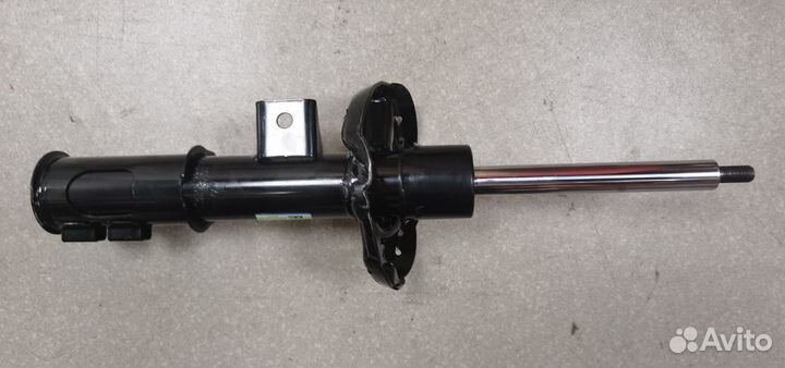 54660C1630 Амортизатор передний правый