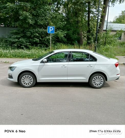 Skoda Rapid 1.6 AT, 2021, 6 600 км