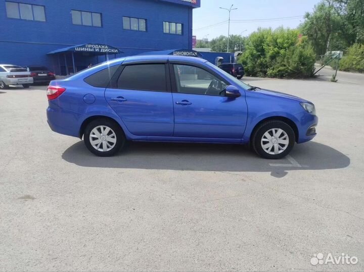 LADA Granta 1.6 AT, 2018, 120 000 км