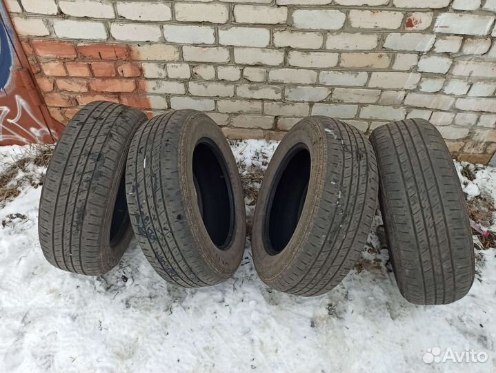 Kumho Solus KL21 235/65 R17 104T