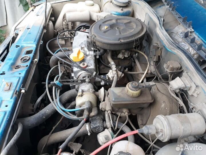 Автомобиль ваз 21093