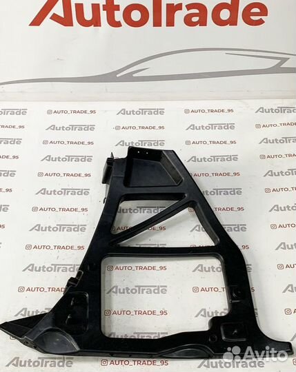 Крепление заднего бампера Форд Фокус 2