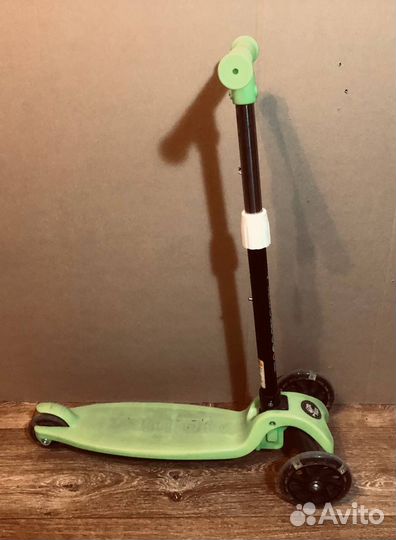 Самокат детский трехколесный