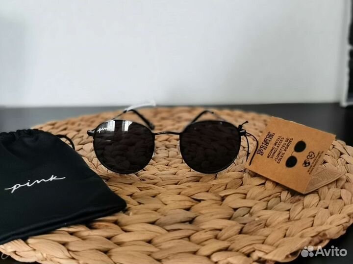 Солнцезащитные очки Viktoria's Secret