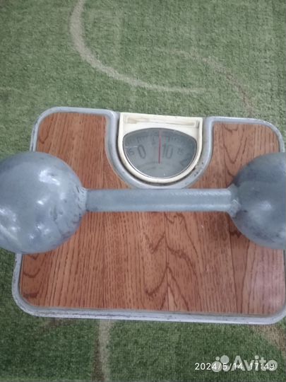 Гантели разные