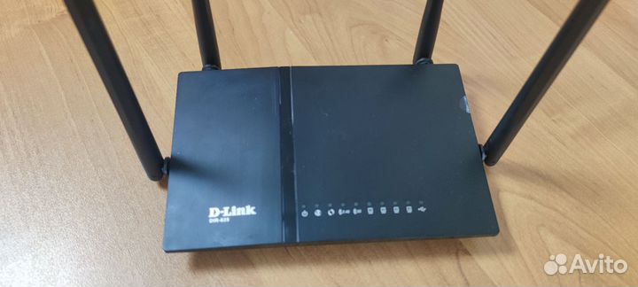 Wifi роутер D-Link Dir-825