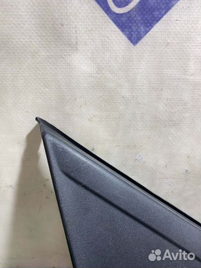 Накладка двери передняя правая Ford Focus 2+