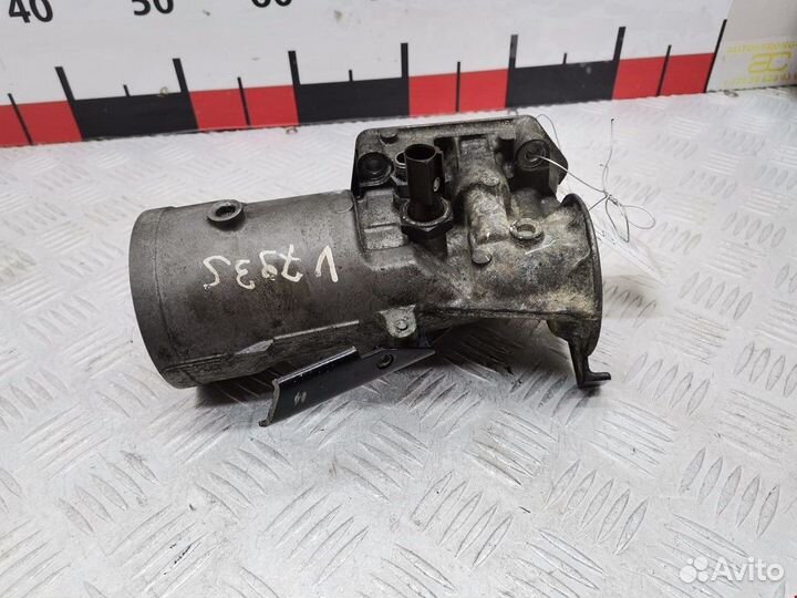 Корпус масляного фильтра Audi A4 B6 2004